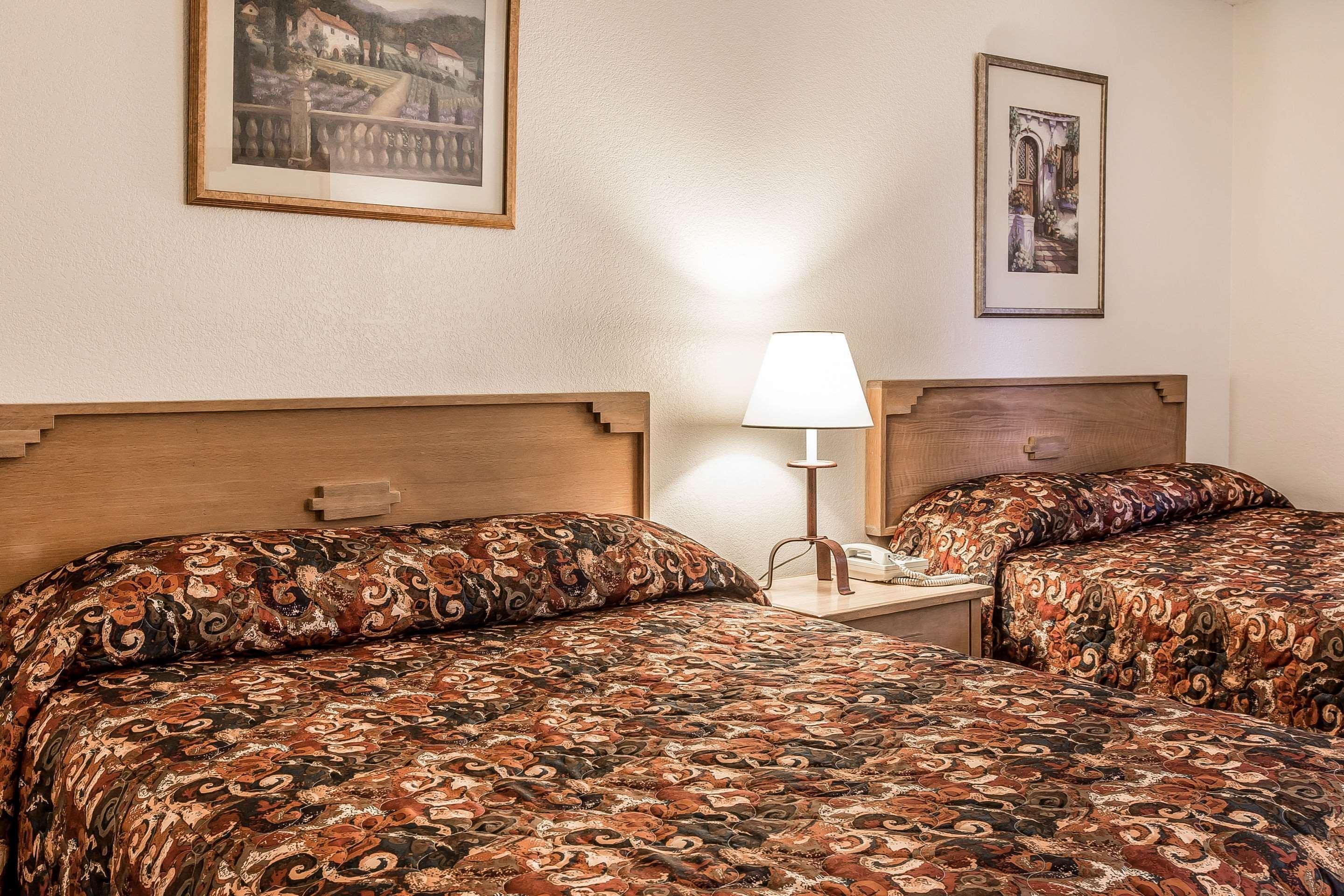 Rodeway Inn Райфл Экстерьер фото